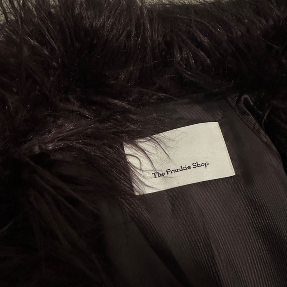 The Frankie Shop Miley faux fur coat xs - Picture 8 of 12